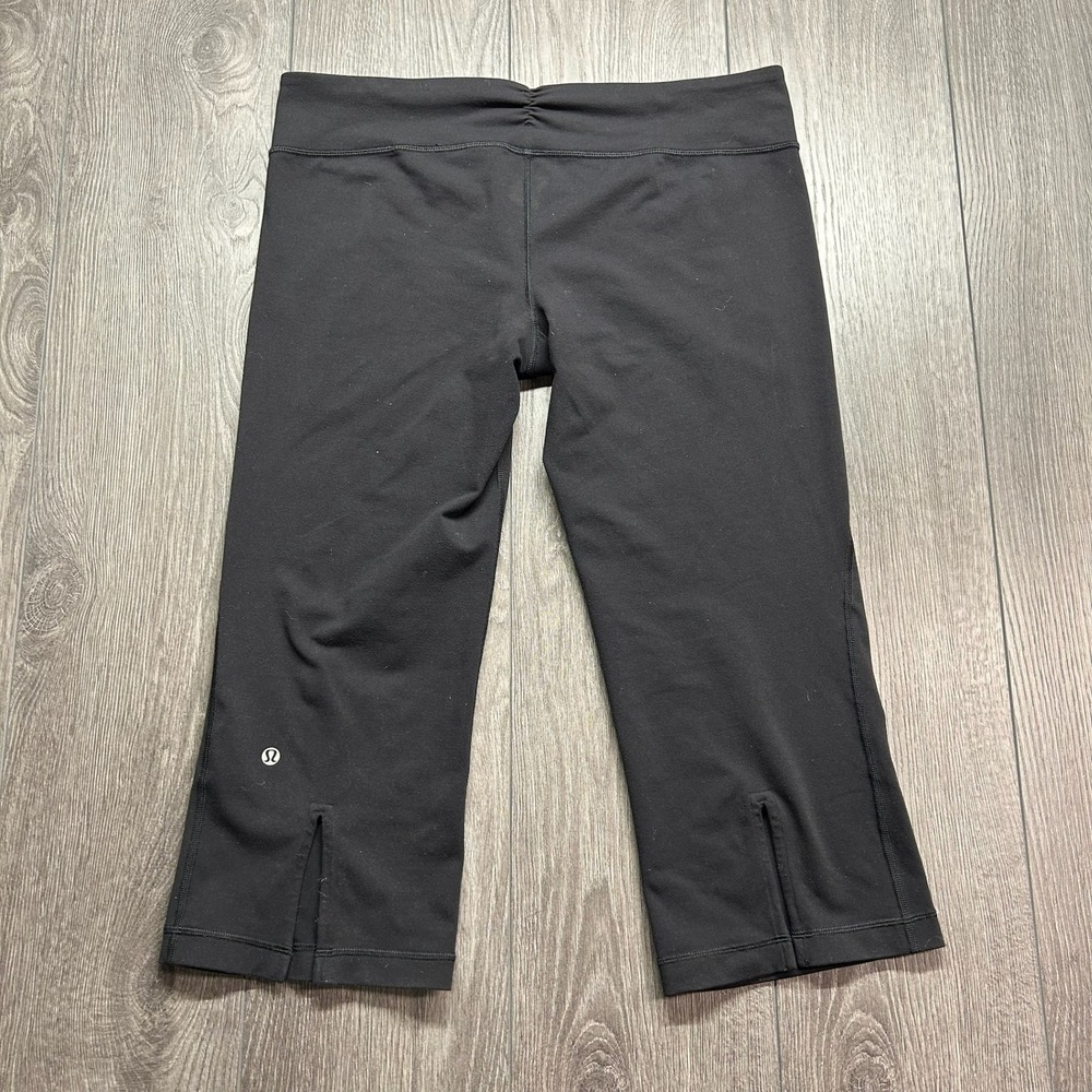 Lululemon Groove Crop Black Yoga Leggings Split Hem Ruched Back Size 12